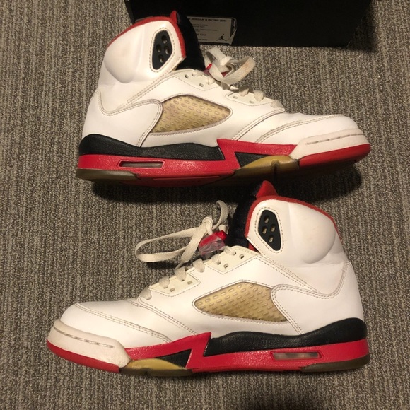 Jordan 5 Retro ‘Fire Red’🔥❤️ - Picture 2 of 4
